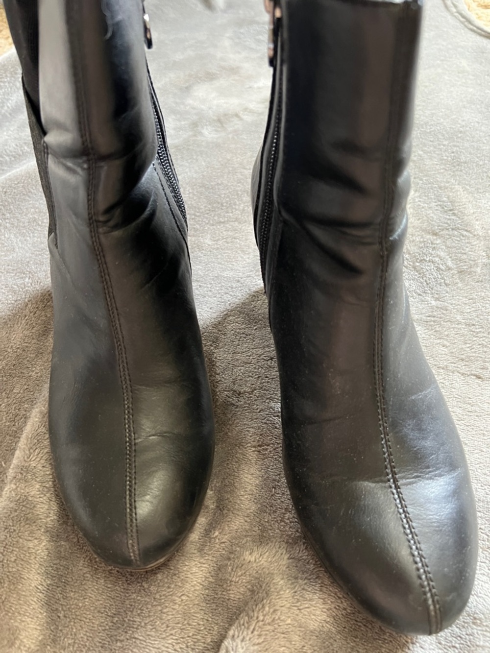 JBL Black Women's Mid-Calf Zip Heeled Boots